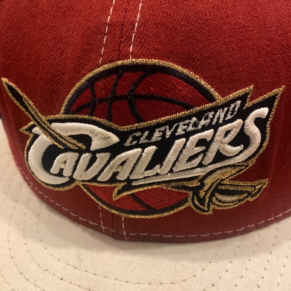 NWOT New Era  brand Cleveland Cavalier baseball cap! - Picture 2 of 5